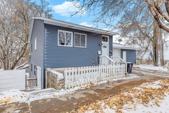 Photo - 780 Stewart Ave Unit #2