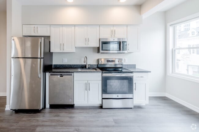 1HAB, 1BA - The Bradford