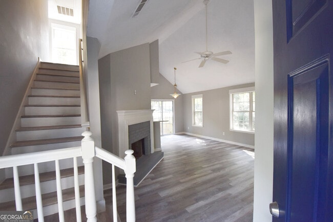 Photo - 700 S Fairfield Dr