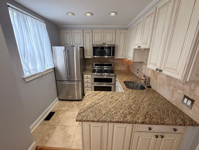 Photo - Wonderful Midtown Atlanta 2 Bed 2.5 Bath Townhouse!
