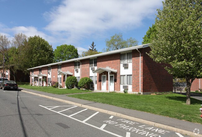 Foto principal - Park East Townhouses