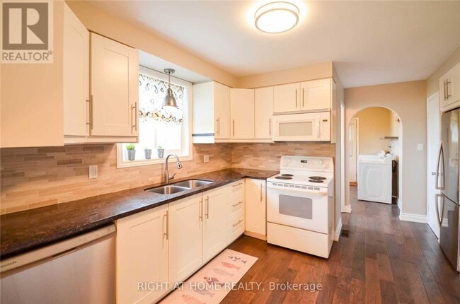 Photo - 11 Kinnison Ct