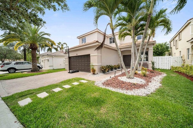 Photo - 721 Tanglewood Cir House