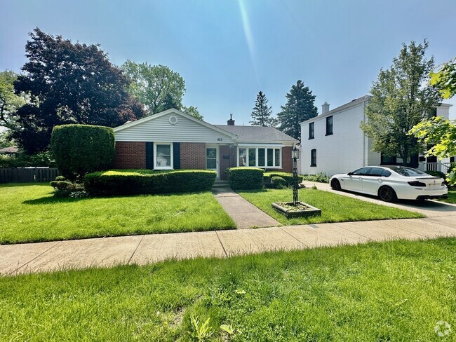 Building Photo - 823 N Yale Ave Rental