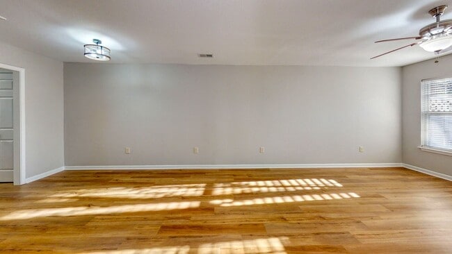 Photo - Townhome in Effingham