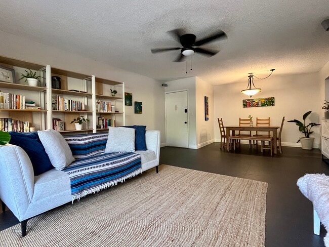 Photo - 13720 SW 90th Ave Condo Unit Heather Walk