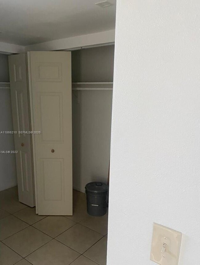 Photo - 18900 NE 3rd Ct Unit 535