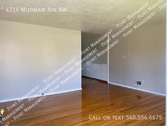 Photo - 4314 Moomaw Ave NW