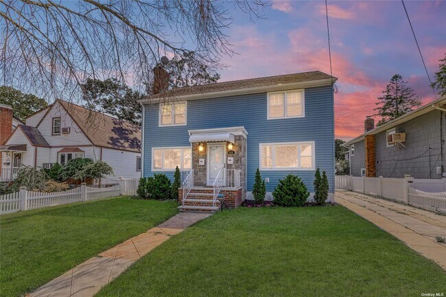 Photo - 148 Beech St Townhome