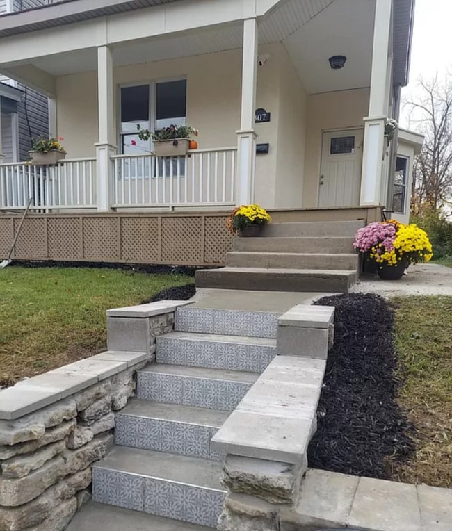 Photo - 807 Ridgeway Ave