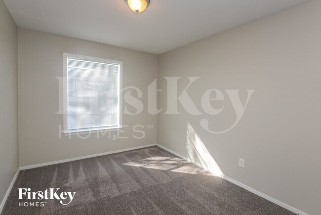 Photo - 1546 Willowbrook St