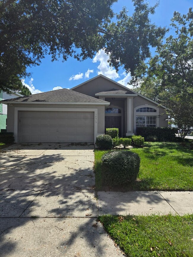 Spacious Home in Stonemead - Spacious Home in Stonemead