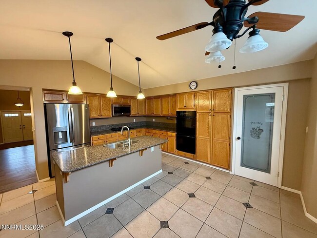 Photo - 965 Dolce Dr