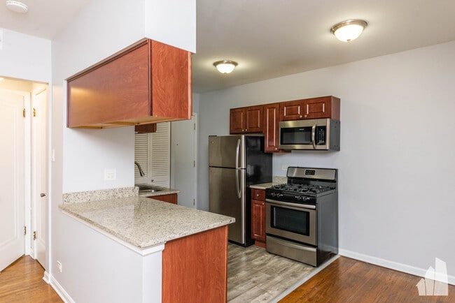 Photo - 3721 N Sheffield Ave Unit 307
