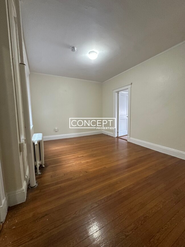 Building Photo - 1167 Boylston St Unit 5