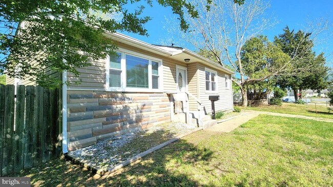 5 Glenwood Dr