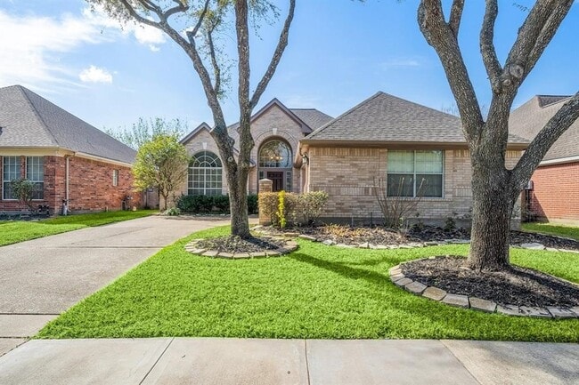 Photo - 3310 Shadowchase Dr