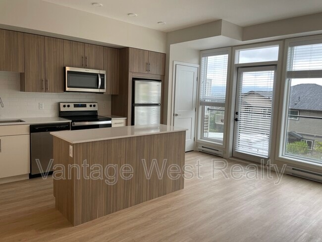 Photo - 685-685 Boynton Pl