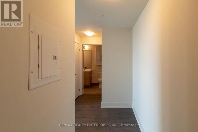 Photo - 188 Fairview Mall Dr Unit 908