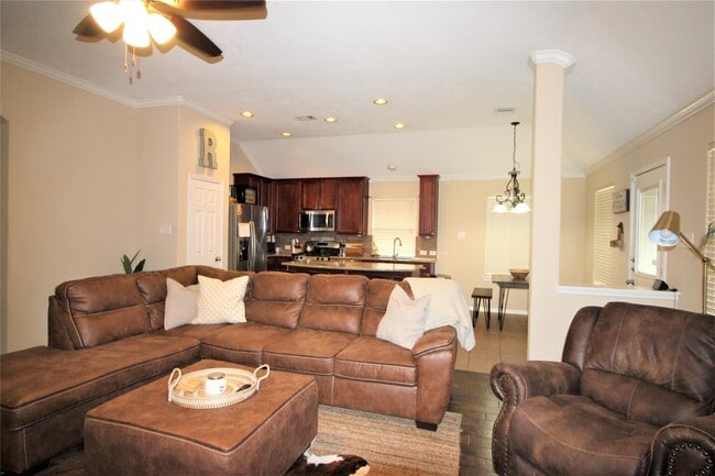 Photo - 2409 Avalon Trace Ln