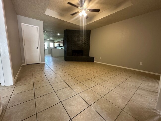 Photo - 1021-1023 Vera Court Unit 1021