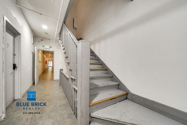 Photo - 1420 Flower St Unit 10