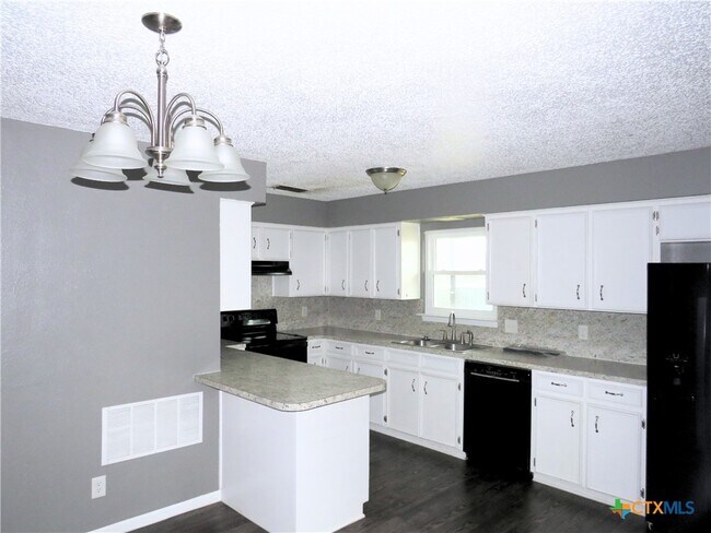 Photo - 2312 Doris Dr