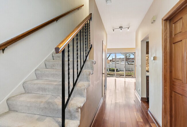 Photo - 1273 Cranbrook Dr