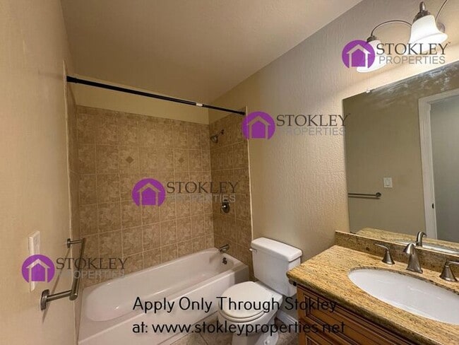 Photo - 323 Thistle Cir