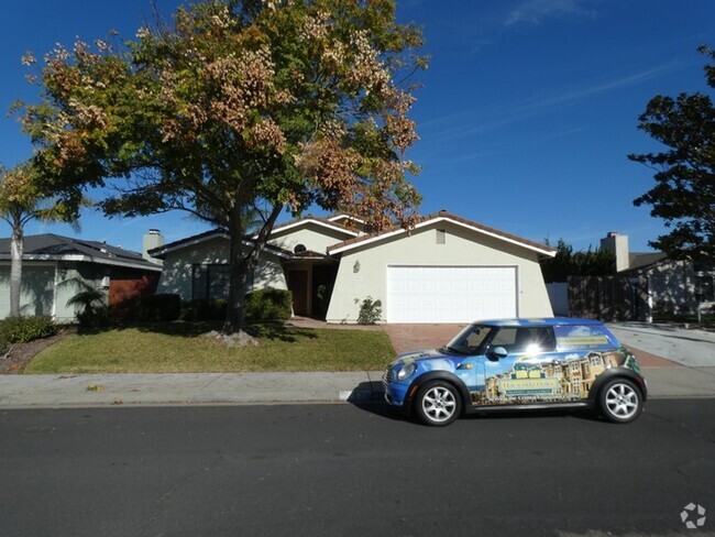 Building Photo - Spacious Single Story Charmer in Orcutt Rental