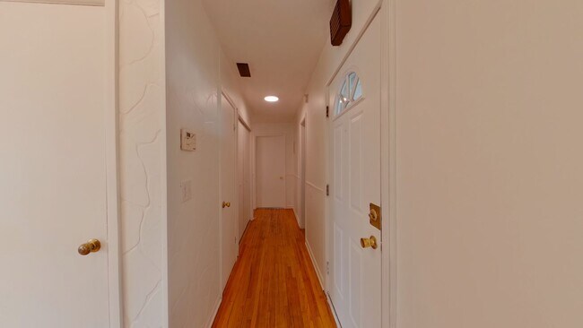 Photo - 3 Bedroom Home