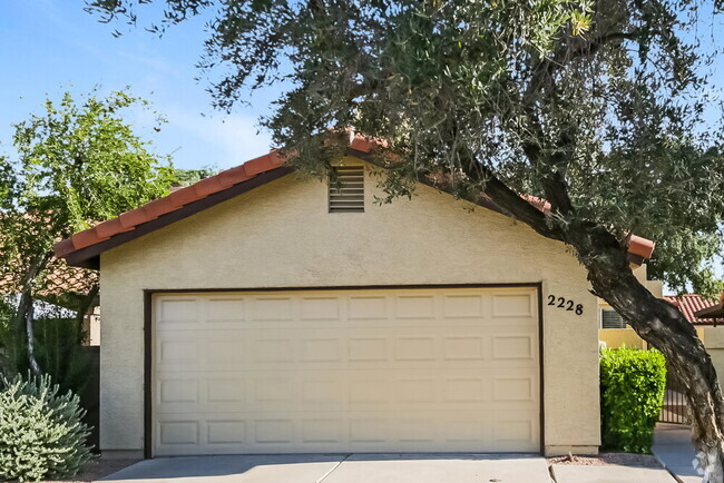Building Photo - 2228 E Flossmoor Ave Rental