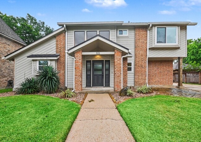 Photo - 522 Crestwood Dr