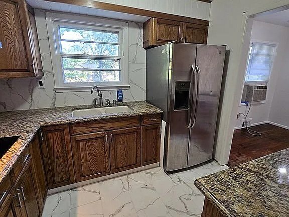 Photo - 681 Aldrich Rd