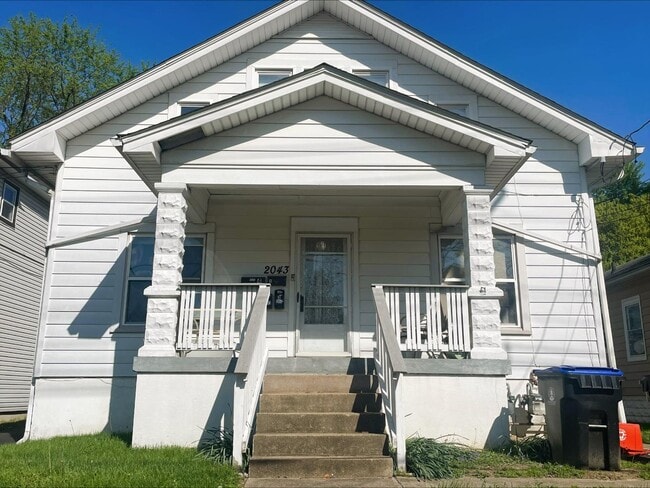 Building Photo - 2043 S Shelby St Rental