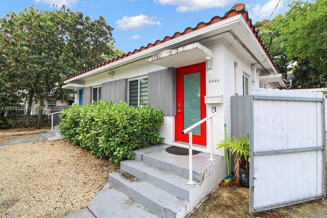 Building Photo - 5478 NW 1st Ave Unit 5490