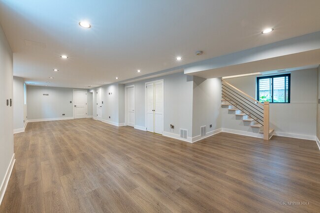 Photo - 4200 N Monticello Ave