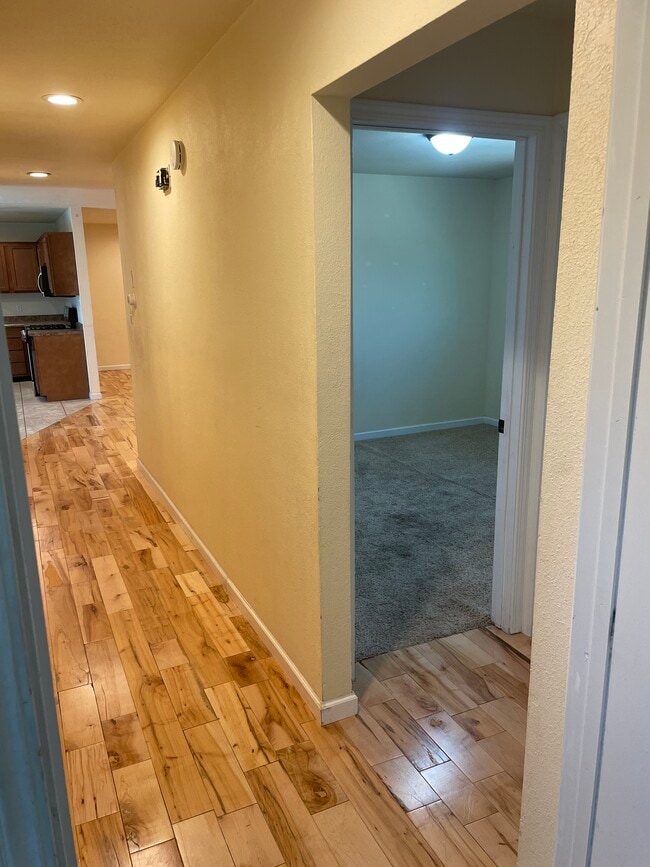 Photo - 1606 Pecan Cir