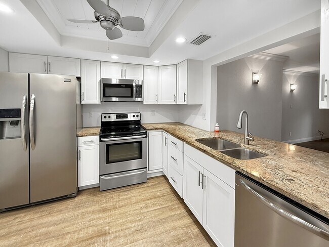 Photo - 6110 Whiskey Creek Dr Unit 204 - 1