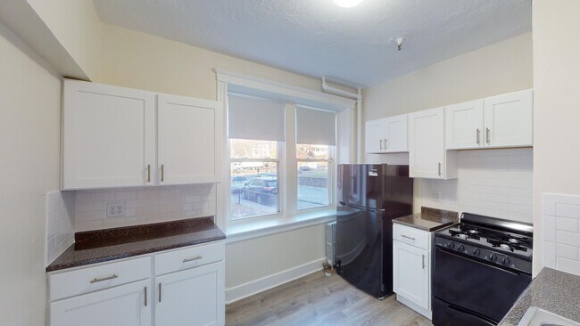 Building Photo - 1750 Commonwealth Ave Unit 1800-3