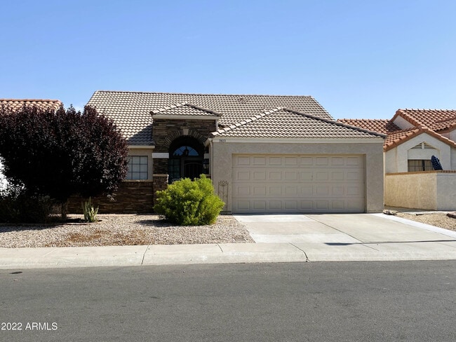 Building Photo - 7823 W Julie Dr