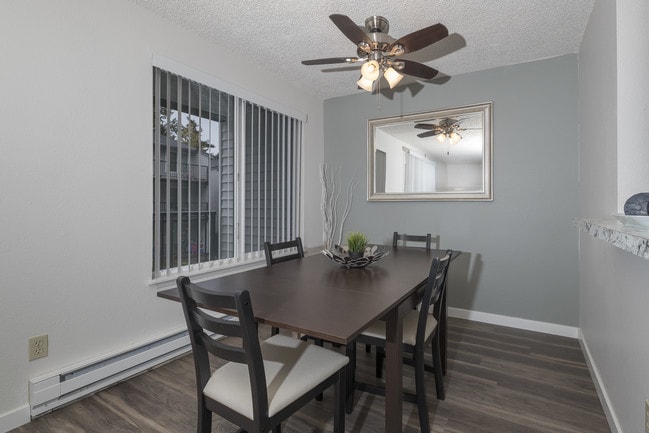Solana Apartments