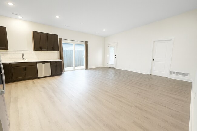 Photo - 11643/45 Harry Ct Unit 11643 Harry Ct