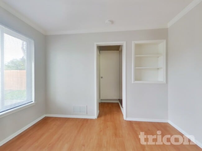 Photo - 7420 East Pkwy