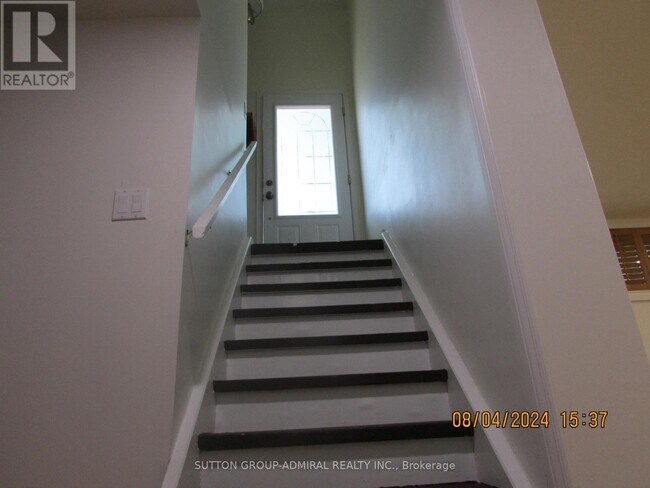 Photo - 62 Leisure Ln