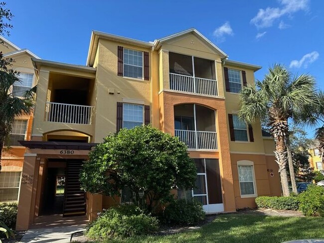 3 bed 2 bath Condo - 3 bed 2 bath Condo