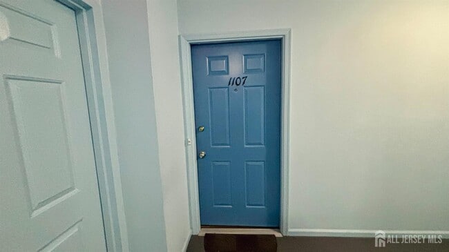 Photo - 1107 Woodhaven Dr