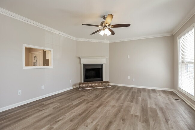 2025 Skyline Dr