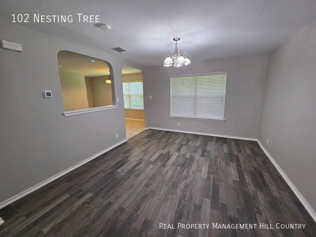 Photo - 102 Nesting Tree