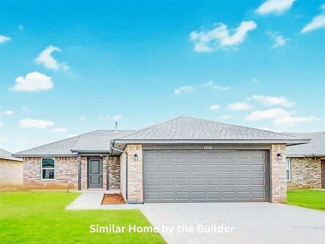 Building Photo - 1529 Highland Loop